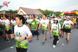 BIB: 
                            <button type="button" onclick="openModal(3530857)" class="btn btn-primary btn-sm float-right btn-popup" data-toggle="modal" data-target=".modal-high-quality">
                        <i class="fas fa-shopping-cart"></i> Add to Cart
                    </button>
                                            <button type="button" onclick="isThisMe(3530857, true)" class="btn btn-success btn-sm float-right btn-popup btn-isme hidden" data-toggle="tooltip" data-placement="bottom" title="นี่คือรูปของคุณใช่ไหม คลิกที่นี่เพื่อเอาเข้าอัลบั้ม">
                        <i class="fas fa-plus"></i> Add to album
                    </button>
                    <button type="button" onclick="isThisMe(3530857, false)" class="btn btn-warning btn-sm float-right btn-popup btn-isnotme hidden">
                        <i class="fas fa-ban"></i> Remove from album
                    </button>